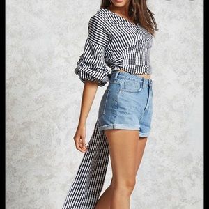 FOREVER 21 Gingham wrap top size s